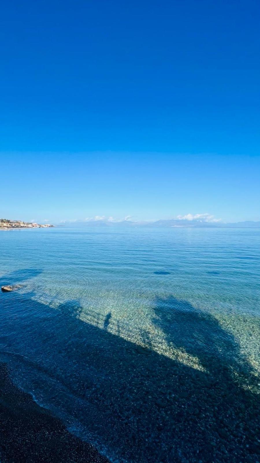 Alissachni Seaside Hotel Dhervénion Exterior foto